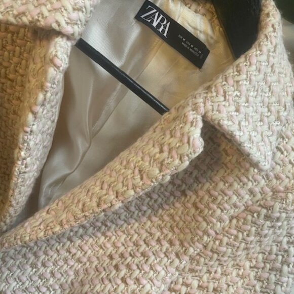 Zara Wool Tweed Soft Pink Blazer - Picture 3 of 6